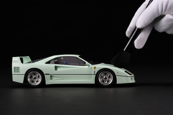 フェラーリ F40 – Amalgam Collection