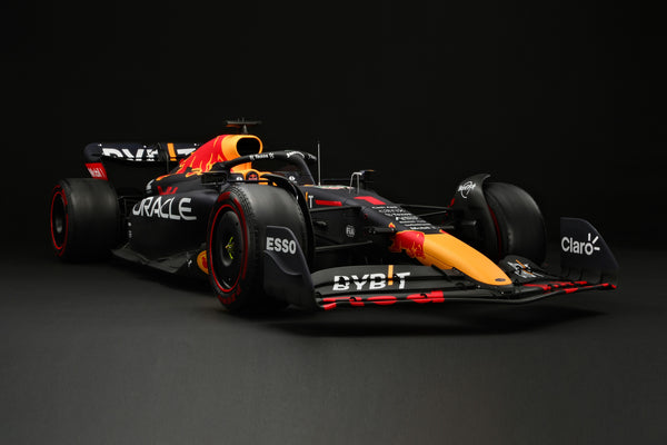 2022 Red Bull Racing RB18 Formula One racer revealed