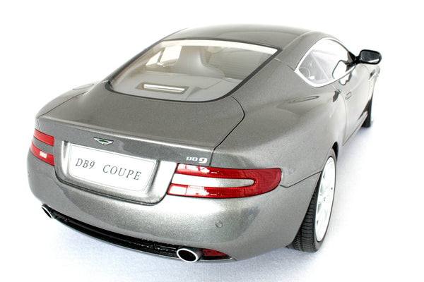 Aston Martin DB9 (2003) – Amalgam Collection