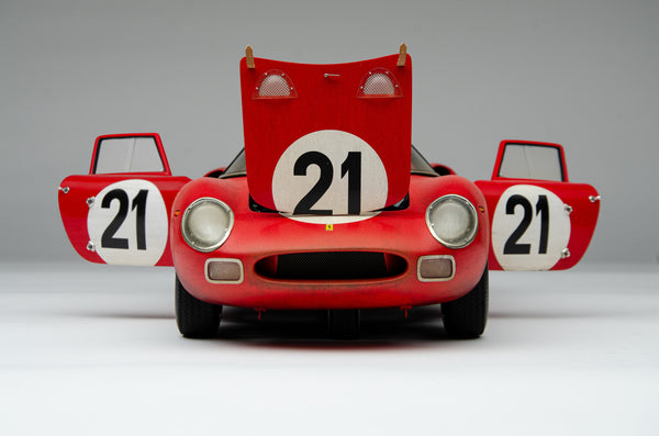 フェラーリ 250 LM - 1965 年ル・マン優勝車 - 風化したレース 