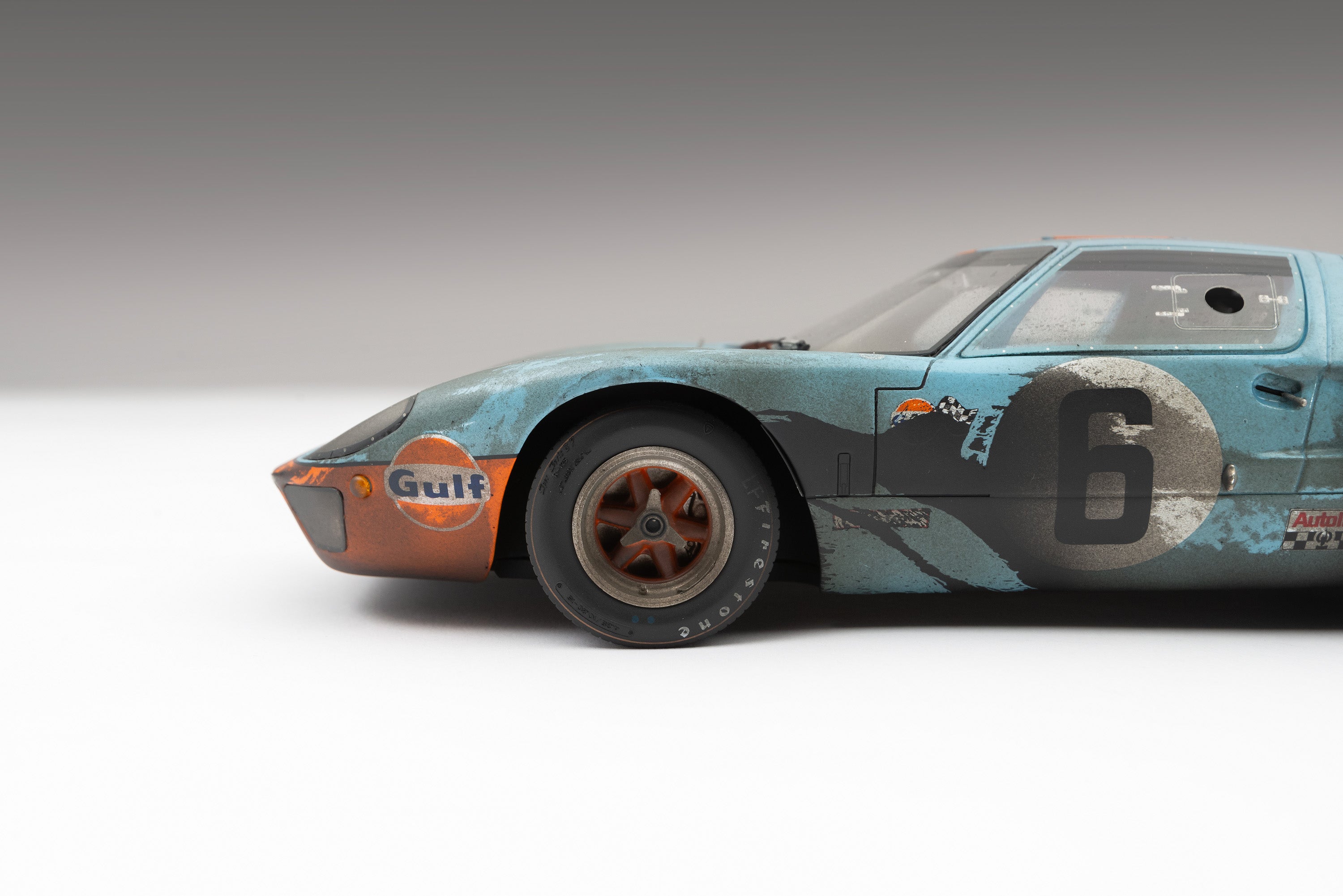 フォード GT40 - 1969 ル・マン勝者 - レース風化 – Amalgam Collection