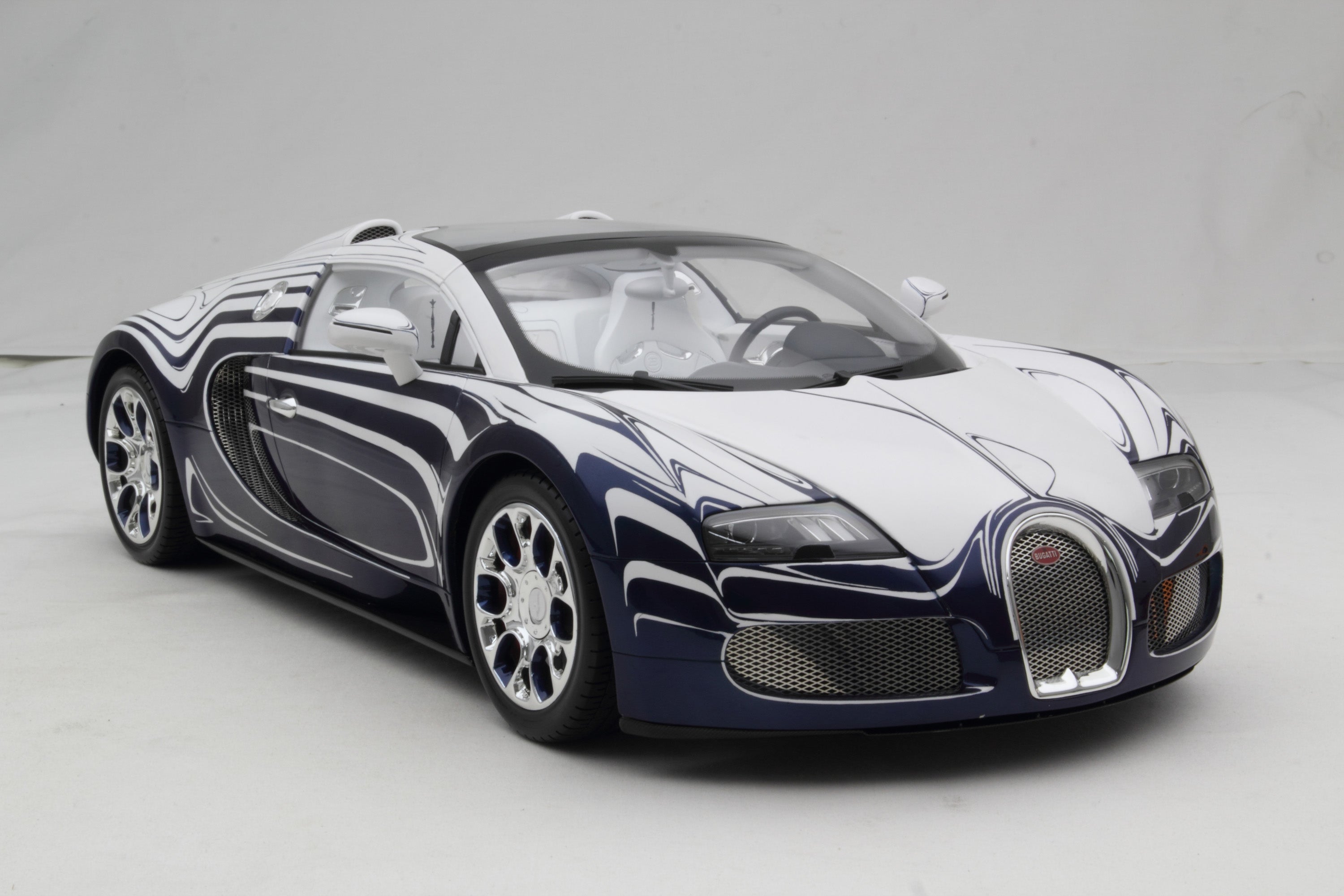 Bugatti Veyron   Tailor Made – Amalgam Collection