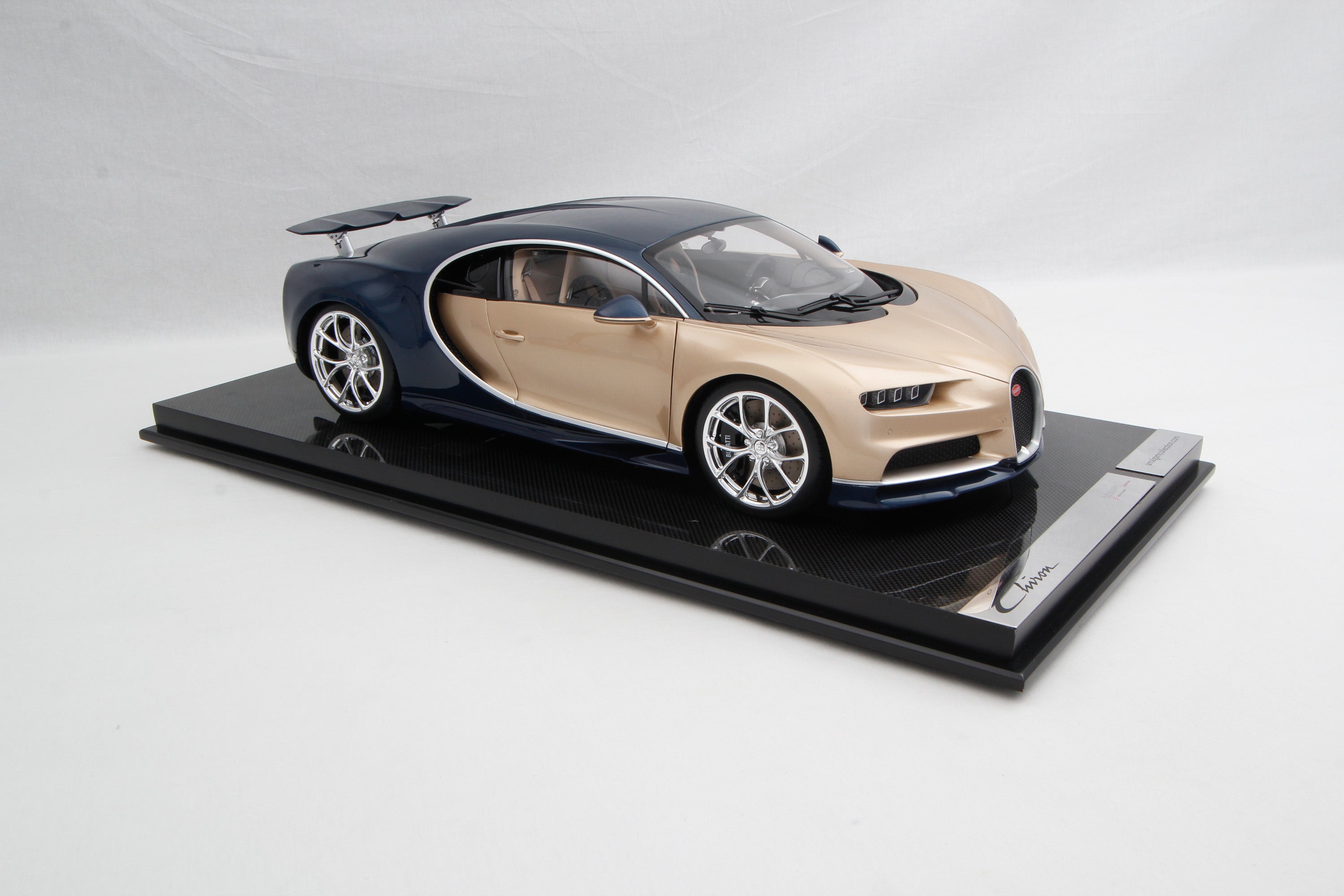 Bugatti Chiron   Tailor Made – Amalgam Collection