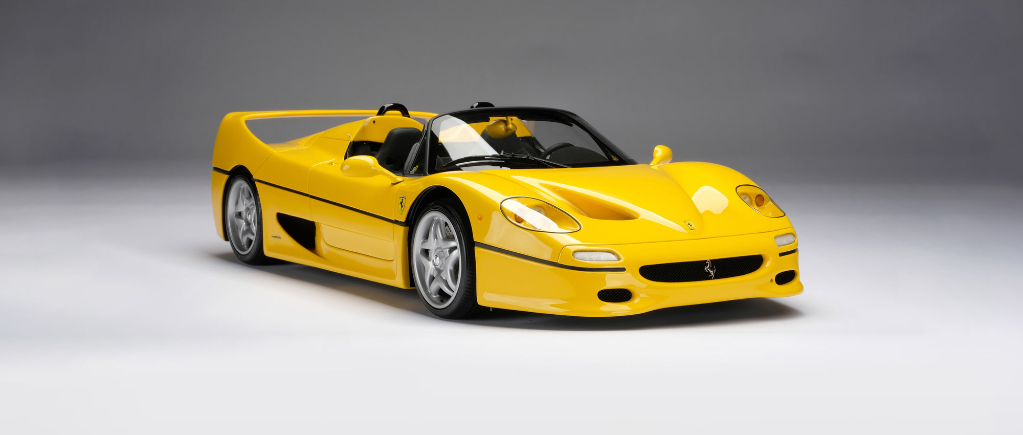 Ferrari f50 amarillo online