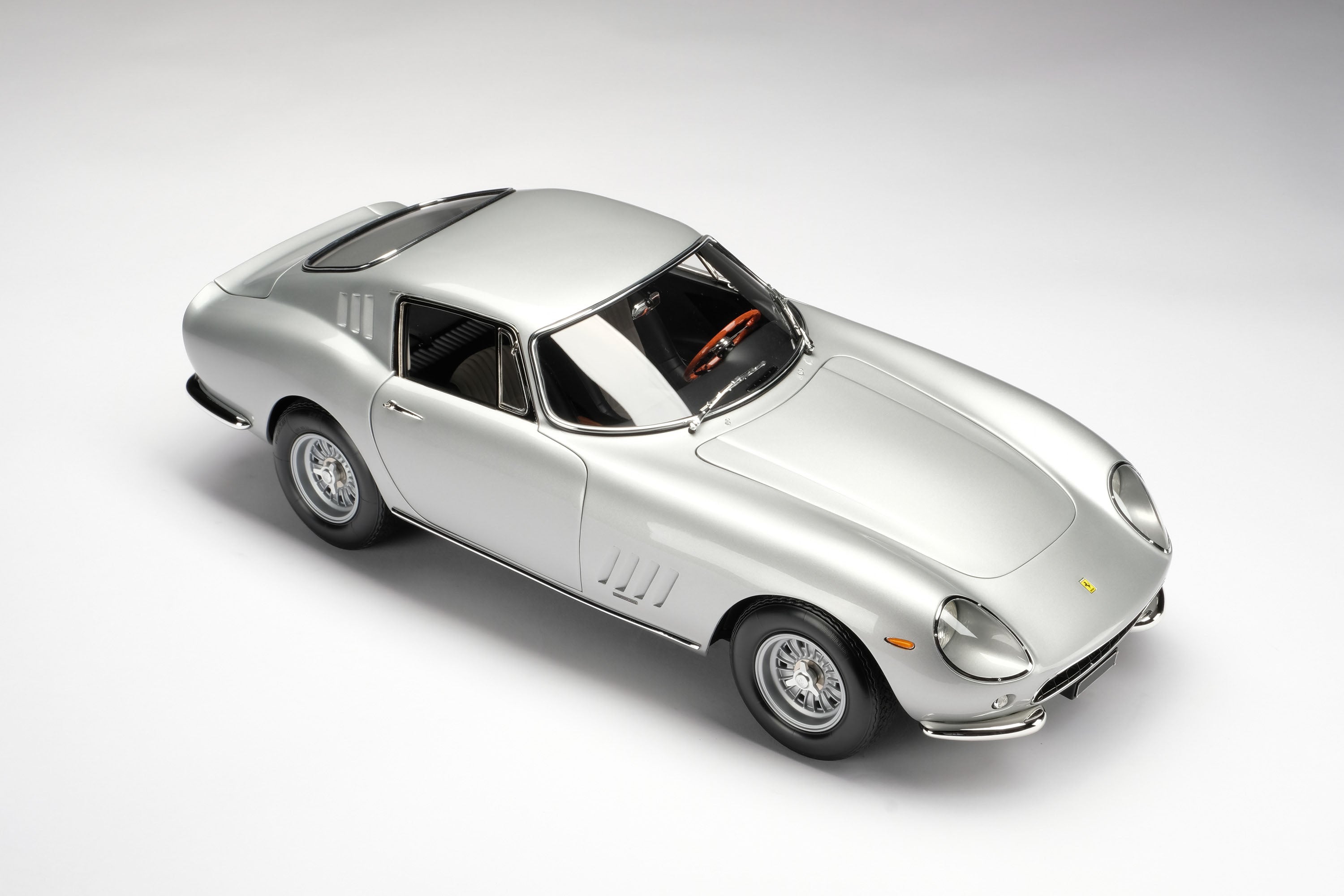 Ferrari 275 GTB/4 (1966) – Amalgam Collection
