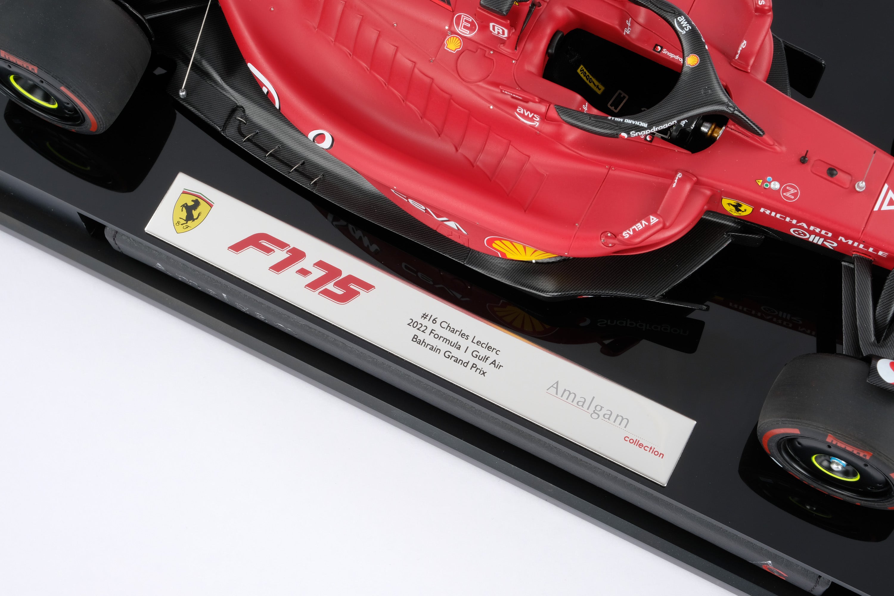 Celebra el incio de la F1 2022 con los modelos a escala de Amalgam