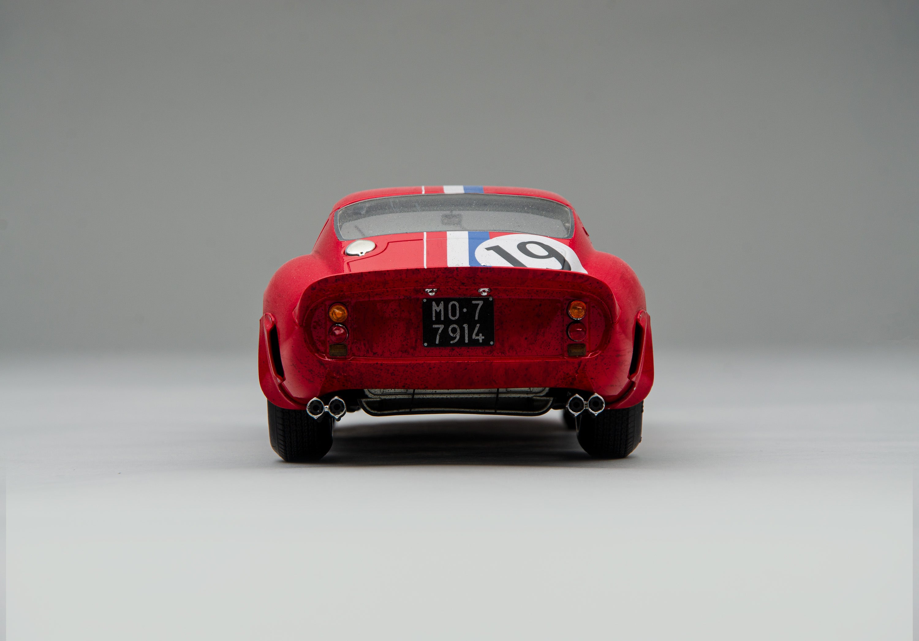 フェラーリ250GTO-3705GT-1962ルマンクラス優勝-レースウェザード – Amalgam Collection