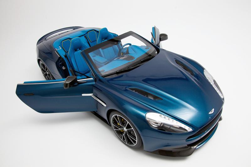 Aston Martin Vanquish Volante (2013)