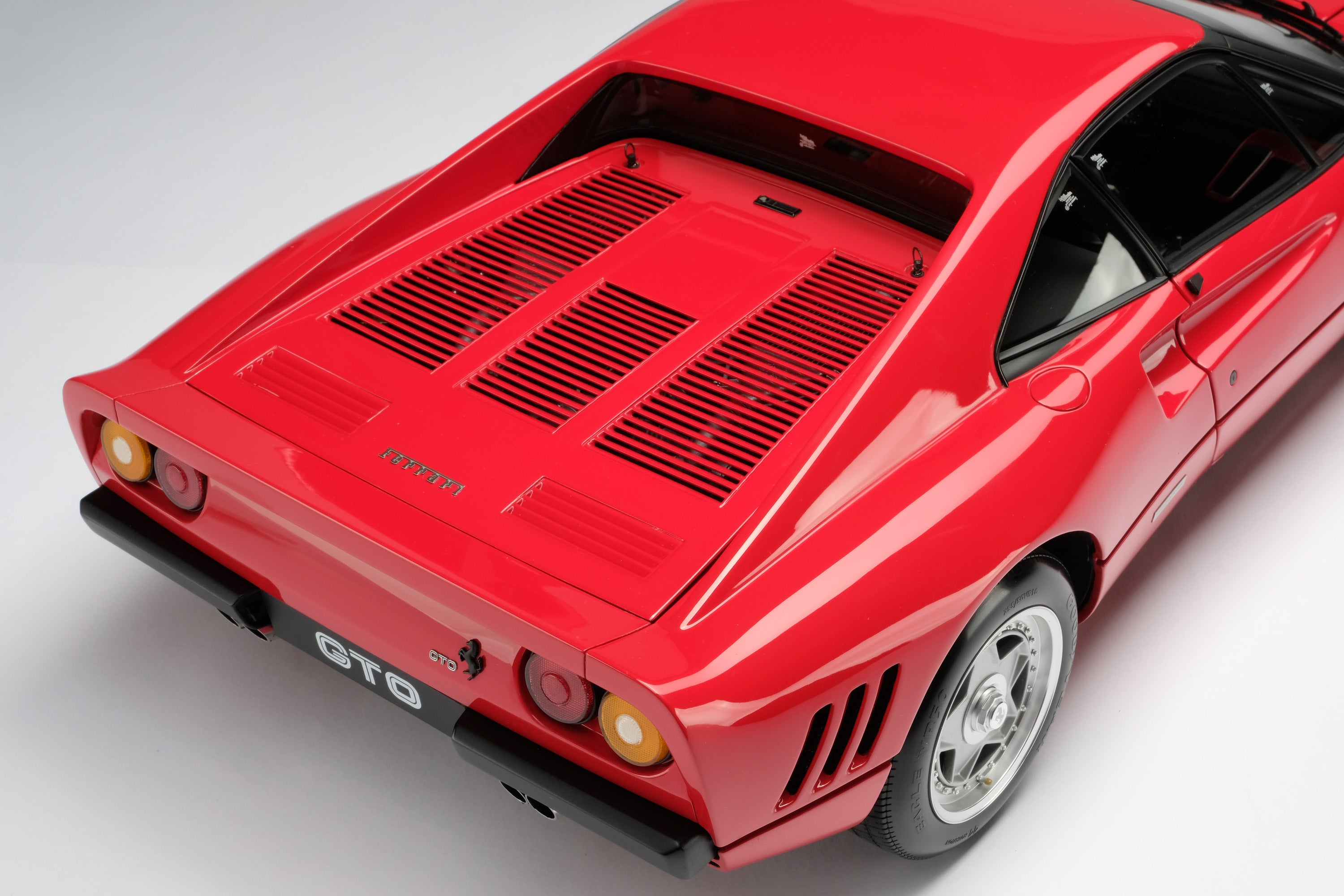 Ferrari 288 GTO (1984) – Amalgam Collection