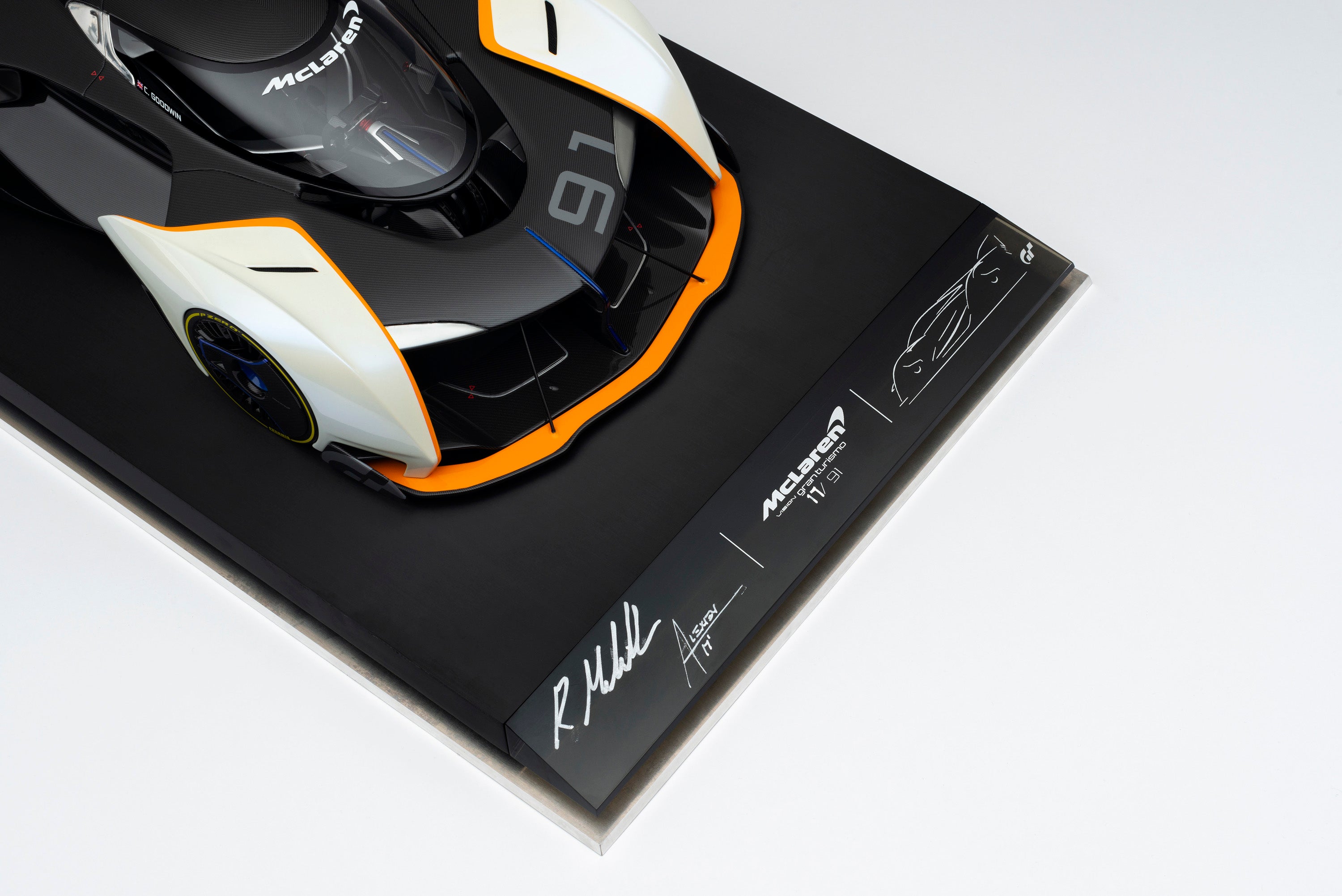 McLaren Ultimate Vision Gran Turismo - Signed Edition – Amalgam Collection