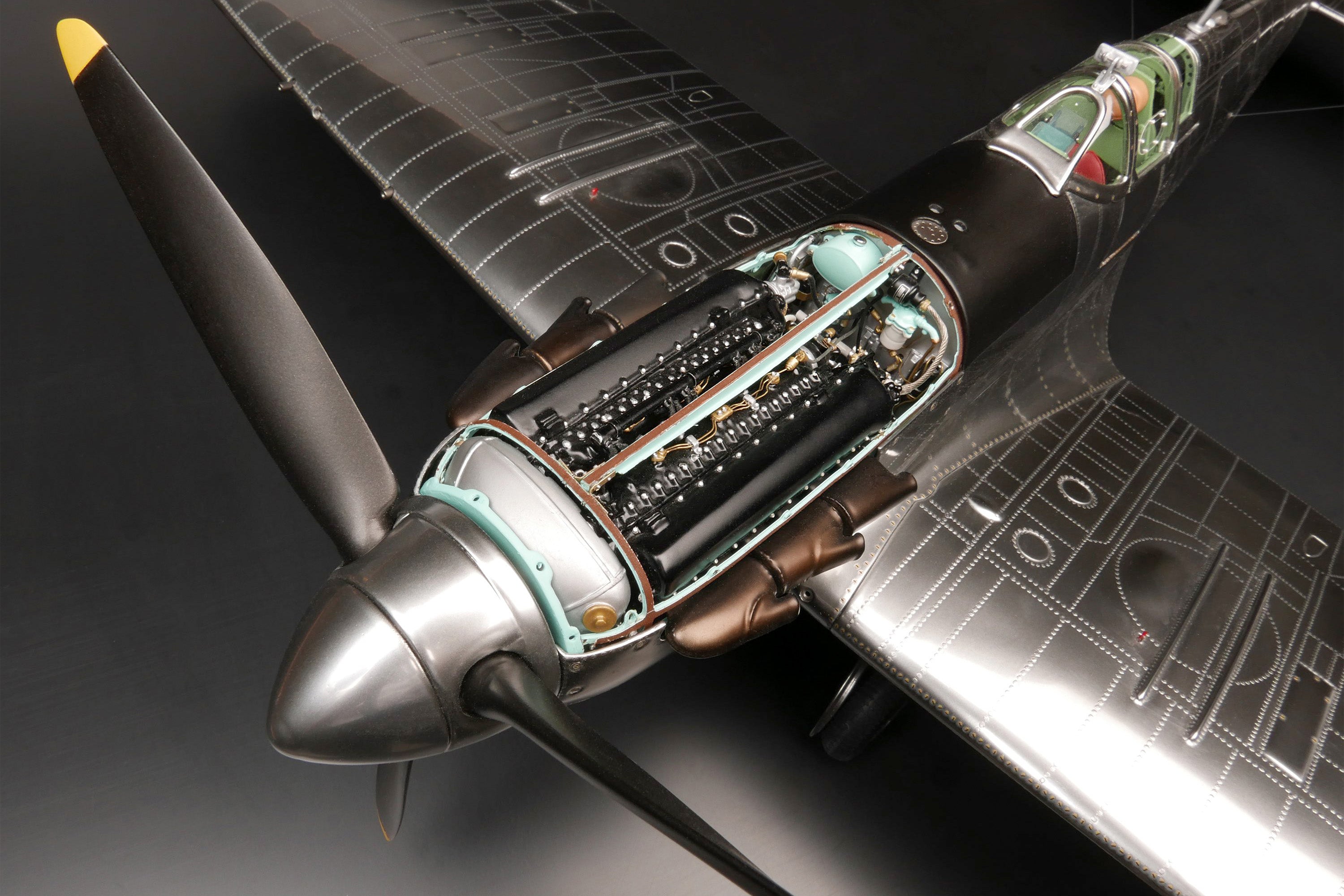 spitfire plane engine